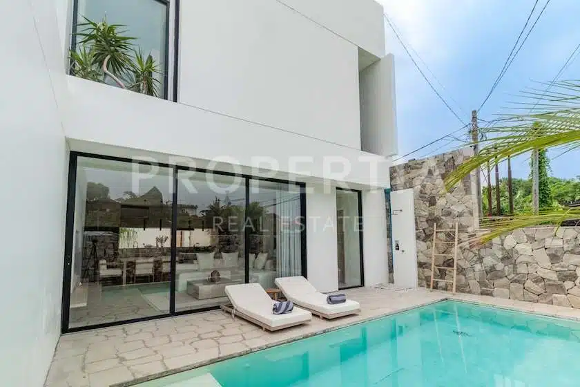 Luxury Tropical Style Villa in Babakan