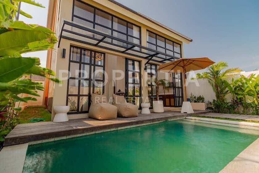 Modern Tropical Villa in Tumbak Bayuh