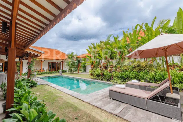 4-bedroom freehold villa in Buduk/Mengwi — photo 2 of 5