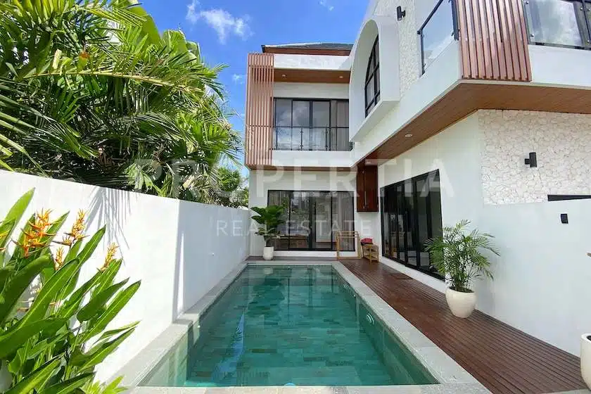 Modern 3-bedroom Villa in Tumbak Bayuh