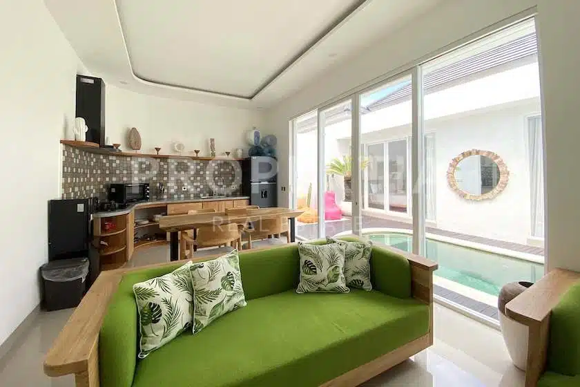 2-bedroom freehold villa in Kerobokan — photo 3 of 5