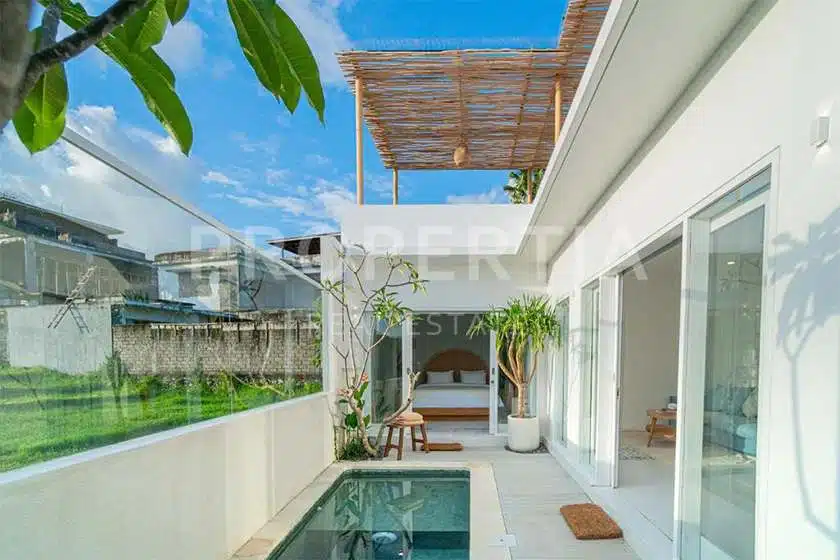 Beautiful Move-In Ready 1 Bedroom Villa with rooftop