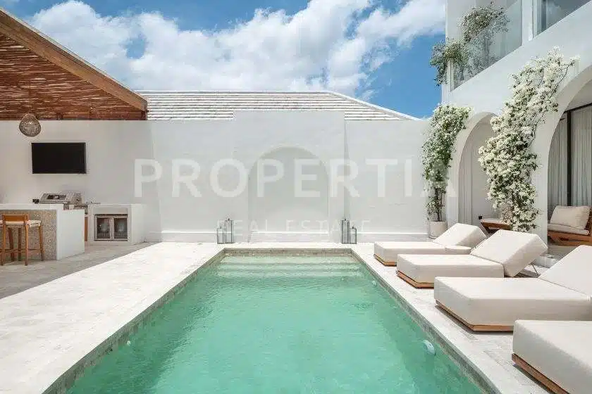 2-bedroom freehold villa in Canggu — photo 2 of 5