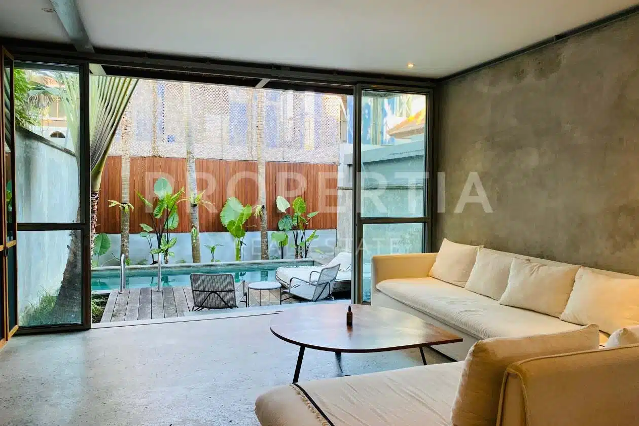 Charming 3-Bedroom Modern Townhouse in Prime Bumbak