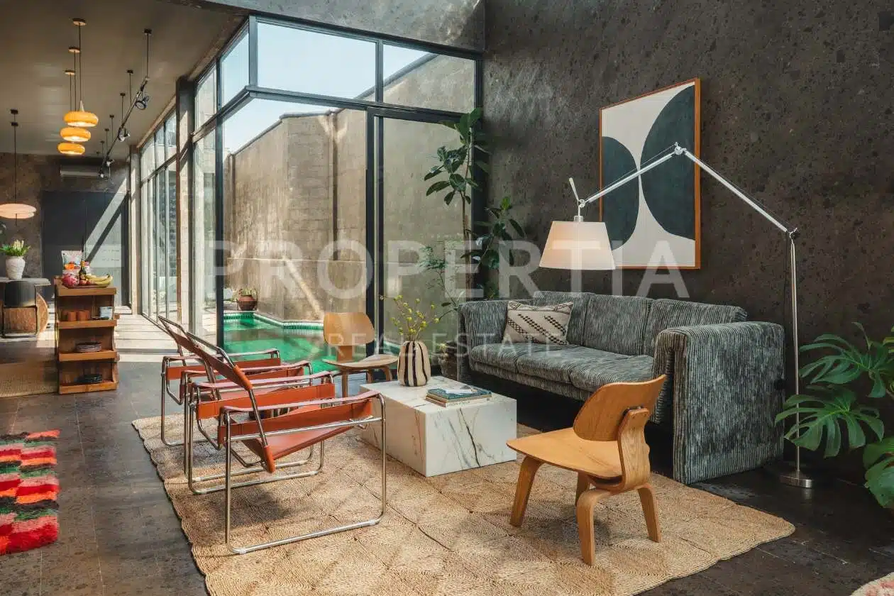 Stylish Finished Modern Villa Walking Distance to Echo Beach