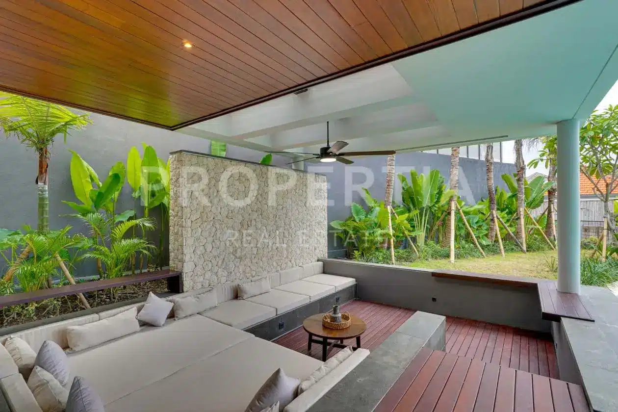 5-bedroom freehold villa in Canggu — photo 3 of 5