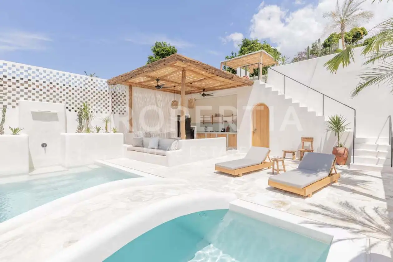2-bedroom freehold villa in Pererenan — photo 1 of 5