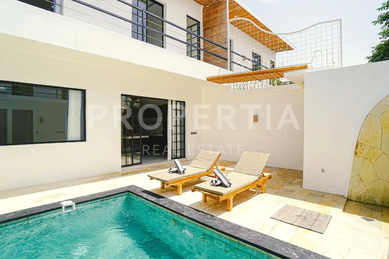 Sleek Contemporary Villas in Padonan