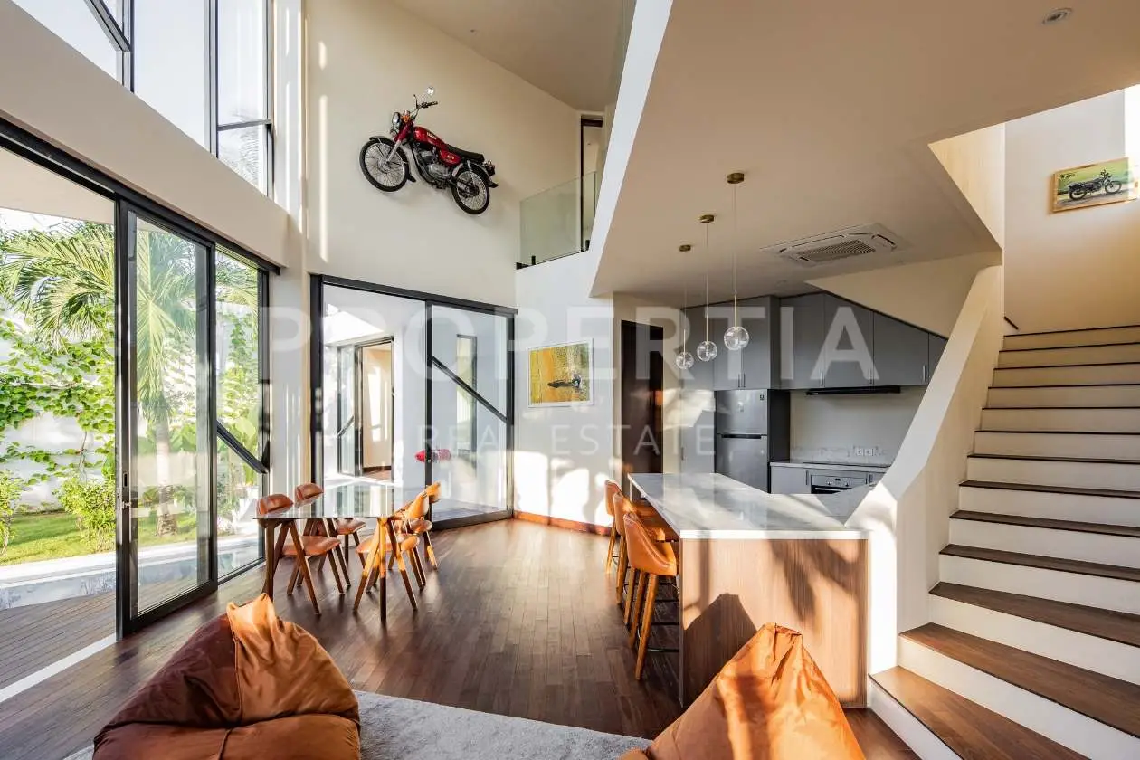 Modern Tropical Villa Offering Flexible Living in Cemagi