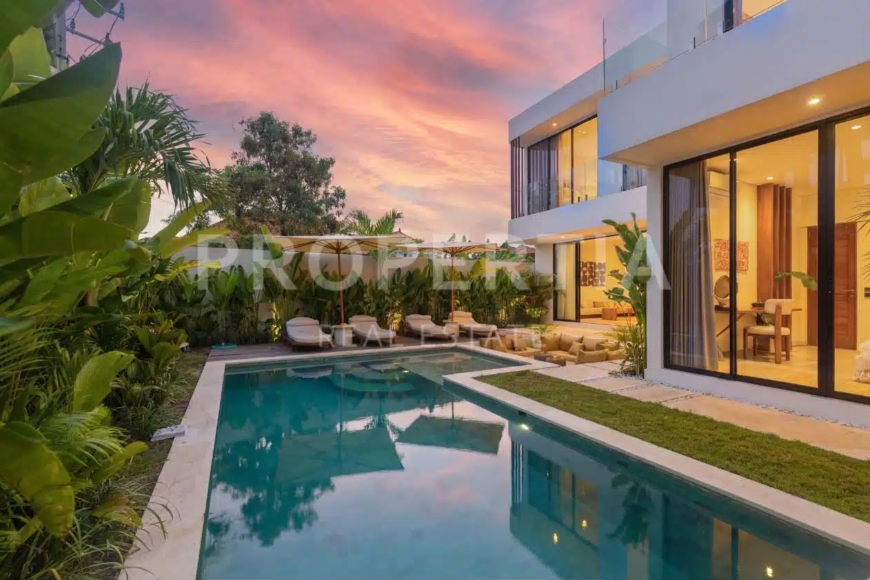 Modern Tropical Family Villa in Tumbak Bayuh