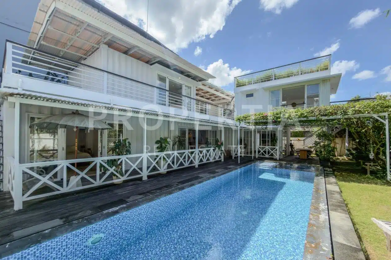 Charming Modern Contemporary Coastal Family Villa in Pererenan