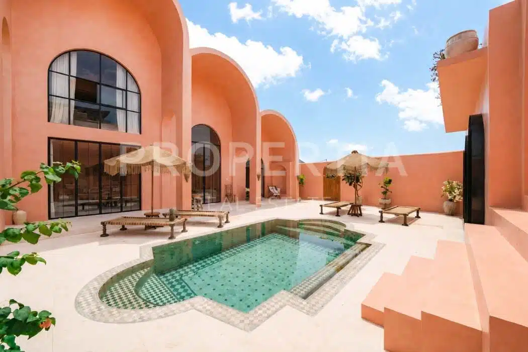 Stunning Terracotta Villa with Rooftop Pool in Seseh
