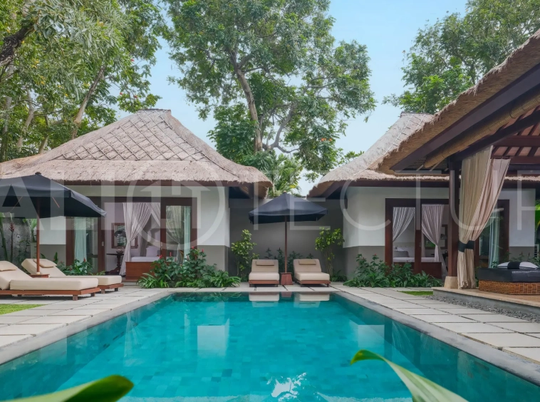 Modern Balinese Villa with Open Design and Big Pool in Seminyak for Sale