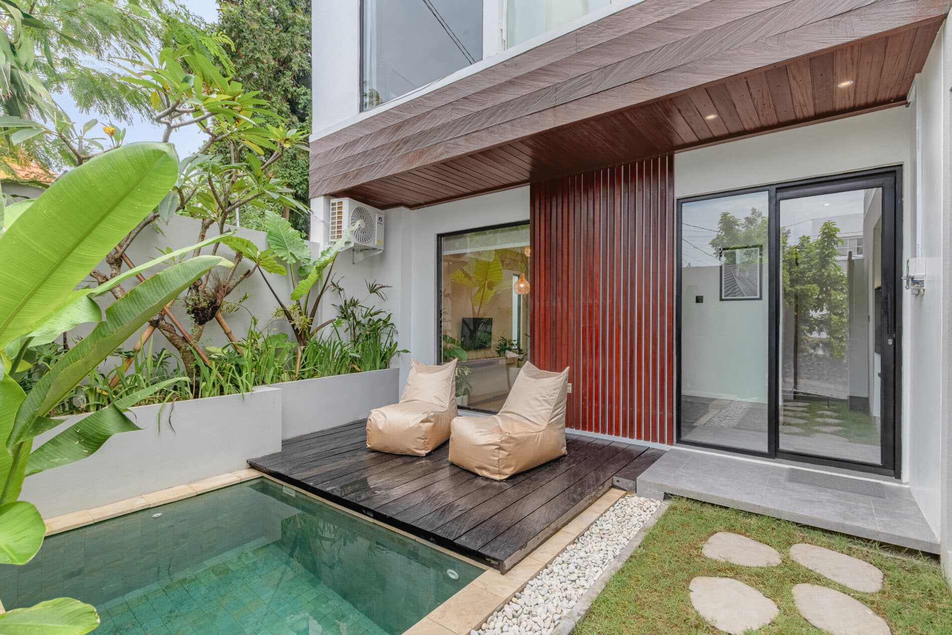 2 Bedrooms Villa in Pererenan