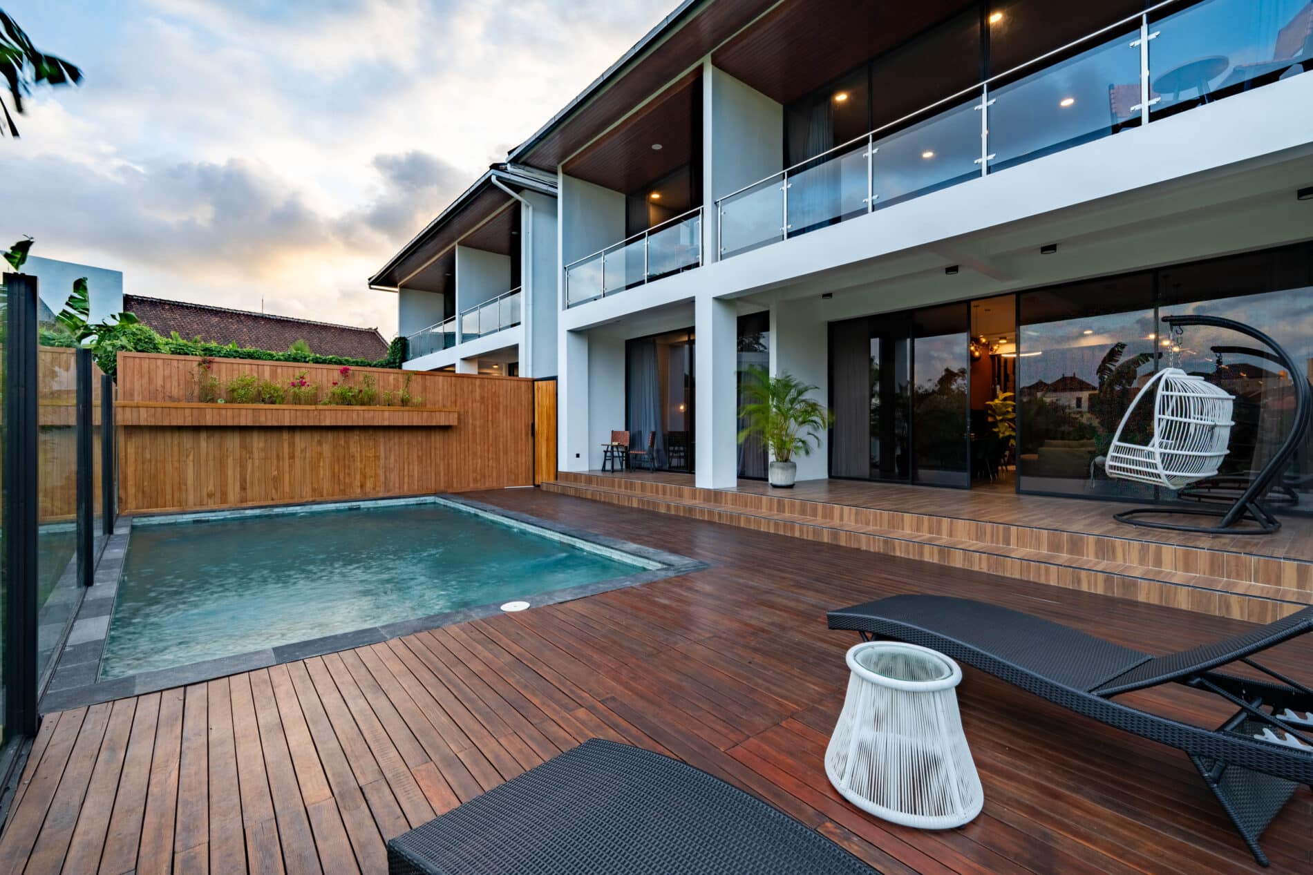 3 bedrooms Modern villa in Babakan