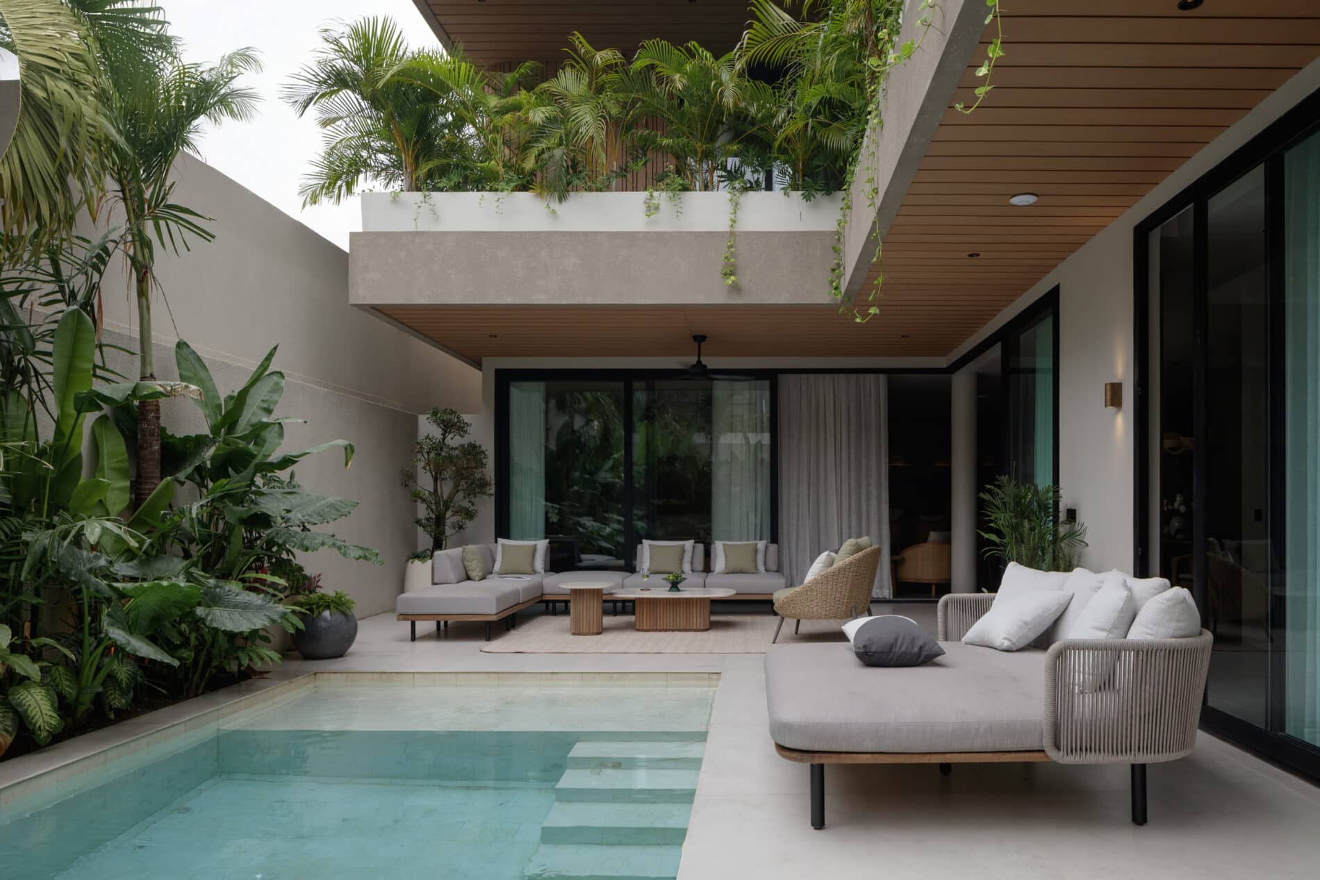4 bedroom elegant villa in Pererenan