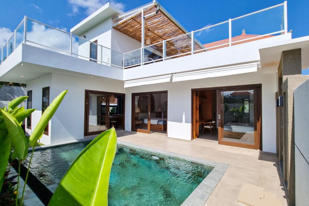 Modern 2-bedroom leasehold villa in Canggu