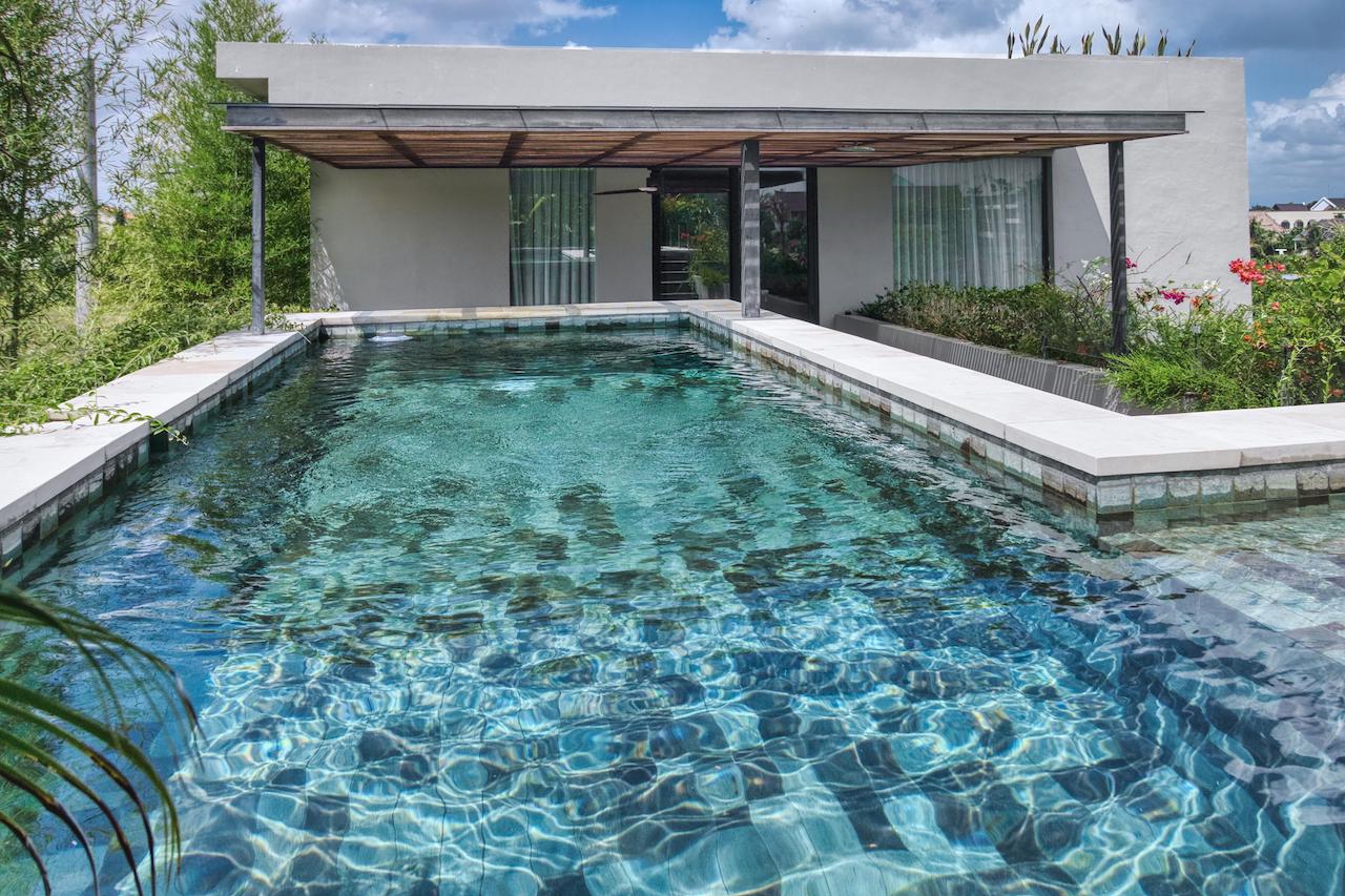3-bedroom Villa with Rooftop Pool in Pererenan