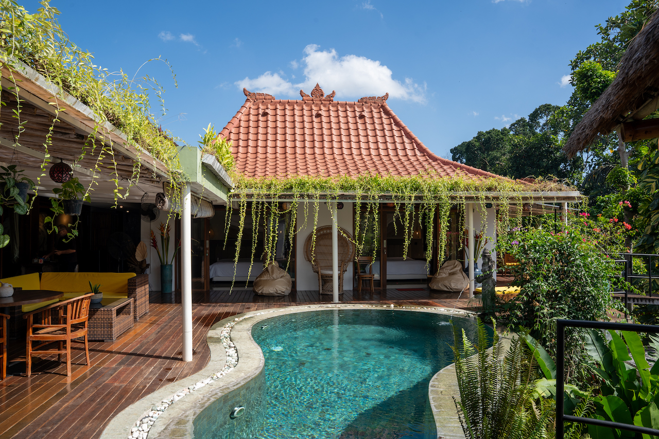 Luxury Estate with Three Private Residences and Panoramic Rice Field Views in North Canggu