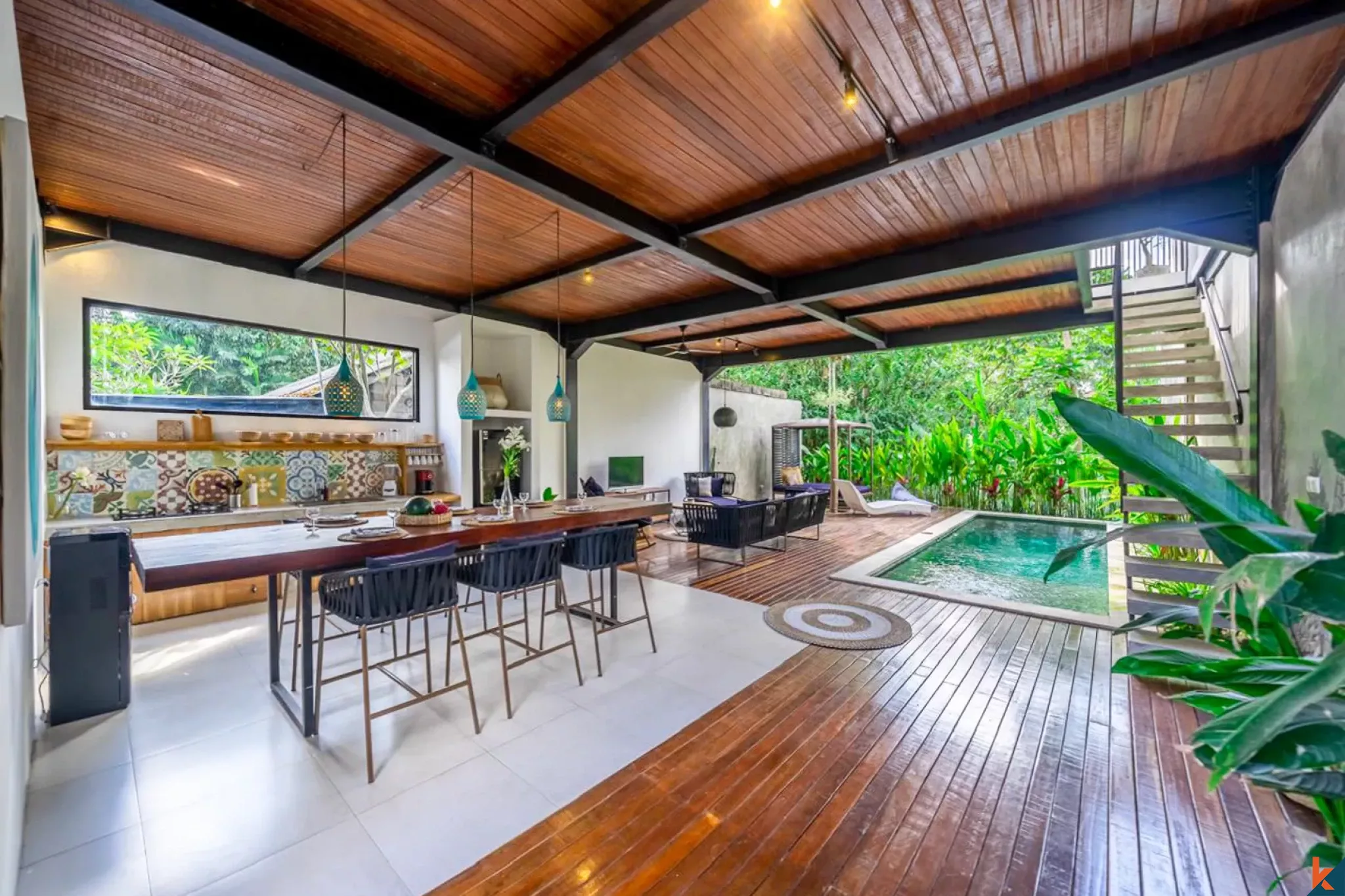 Tranquil Three Bedroom Villa with Stunning Jungle Views for Lease in Tumbak Bayuh