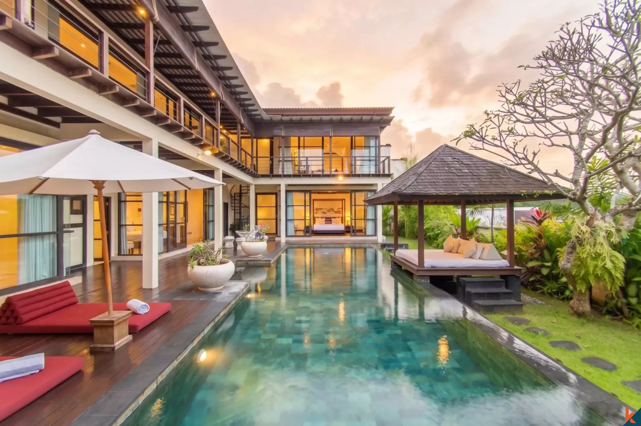 Fabulous Four Bedroom Freehold Estate with Amazing Ocean Views in Jimbaran