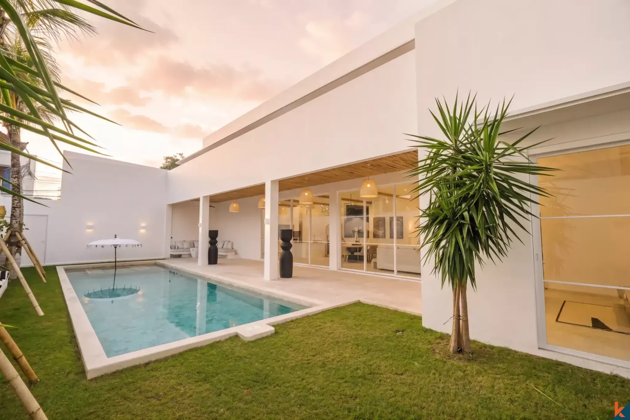 Luxury Four Bedroom Villa for Lease in Beachside Sanur